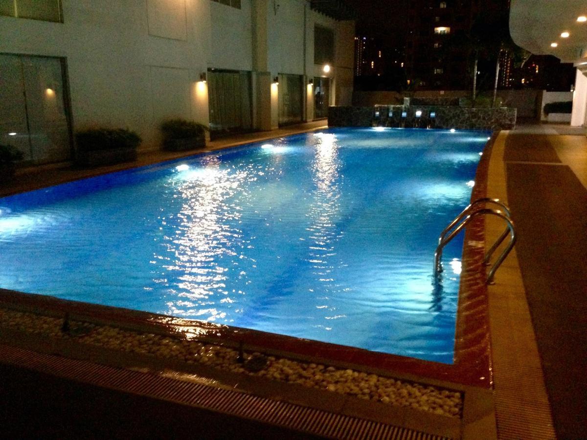 Antel Serenity Suites At Poblacion Makati Makati City Dış mekan fotoğraf