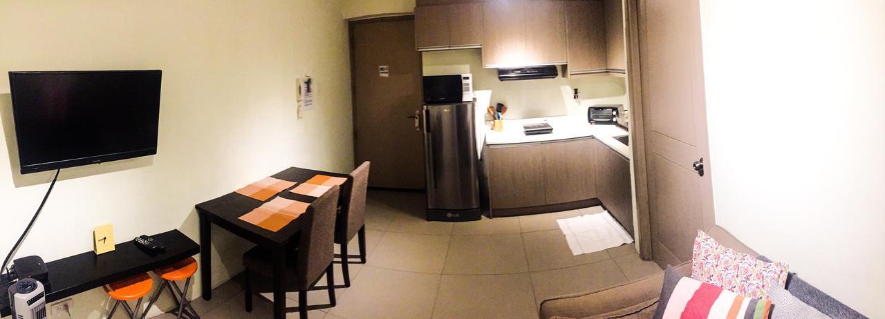 Antel Serenity Suites At Poblacion Makati Makati City Dış mekan fotoğraf