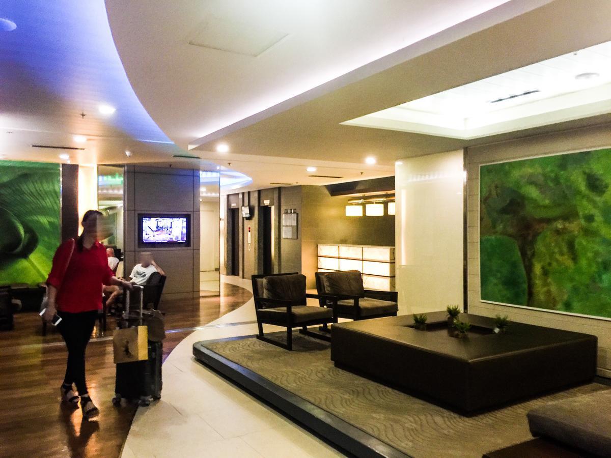 Antel Serenity Suites At Poblacion Makati Makati City Dış mekan fotoğraf